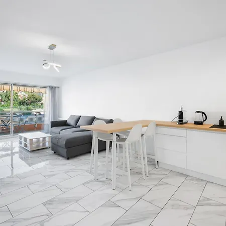 Apartment Le Carre D'or - Confort - Hyper Centre- *