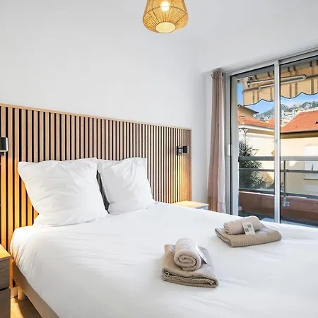 Apartmán Le Carre Dor- Confort -hyper Centre - *